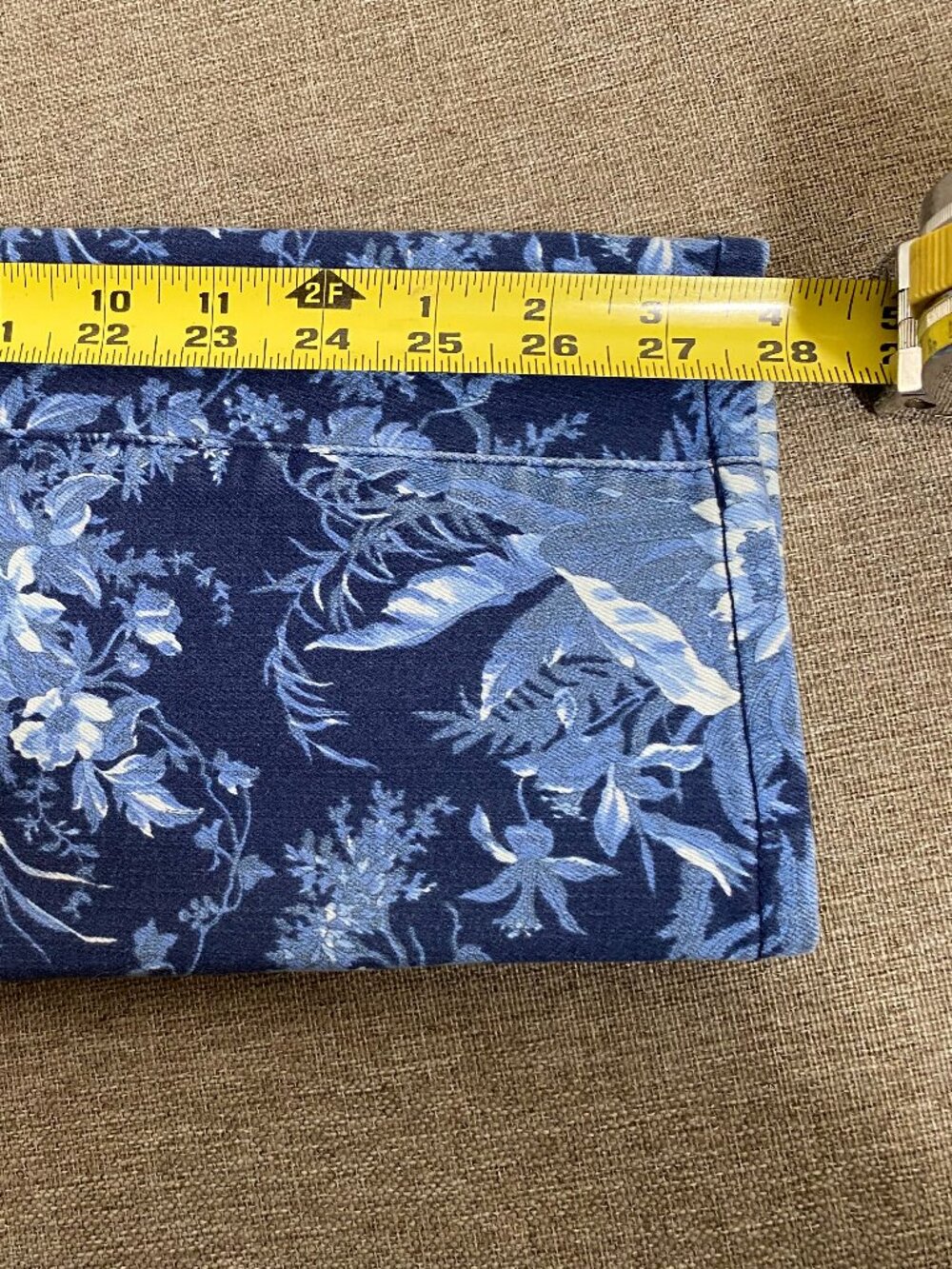 Talbots SLIM Ankle Denim Jeans Women's 10 Mid Rise Blue Floral Casual Pants - Picture 13 of 15